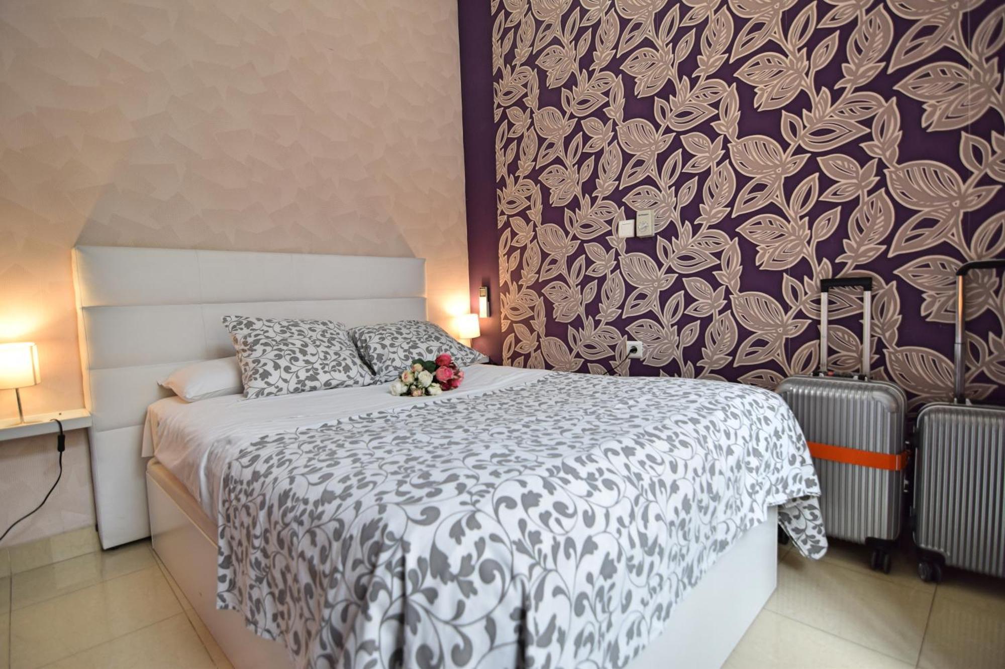 Apartamentos Marques De La Merced Μάλαγα Εξωτερικό φωτογραφία