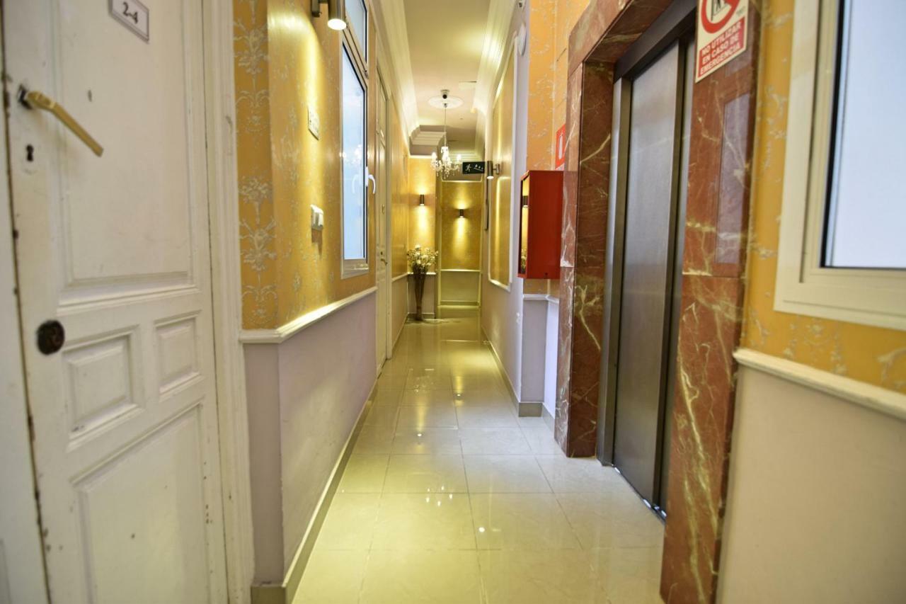 Apartamentos Marques De La Merced Μάλαγα Εξωτερικό φωτογραφία