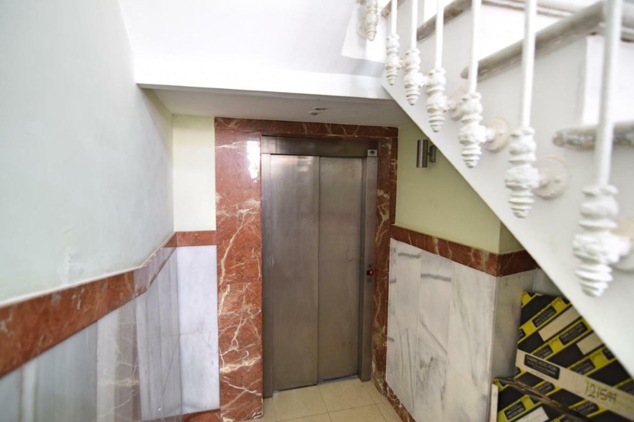 Apartamentos Marques De La Merced Μάλαγα Εξωτερικό φωτογραφία